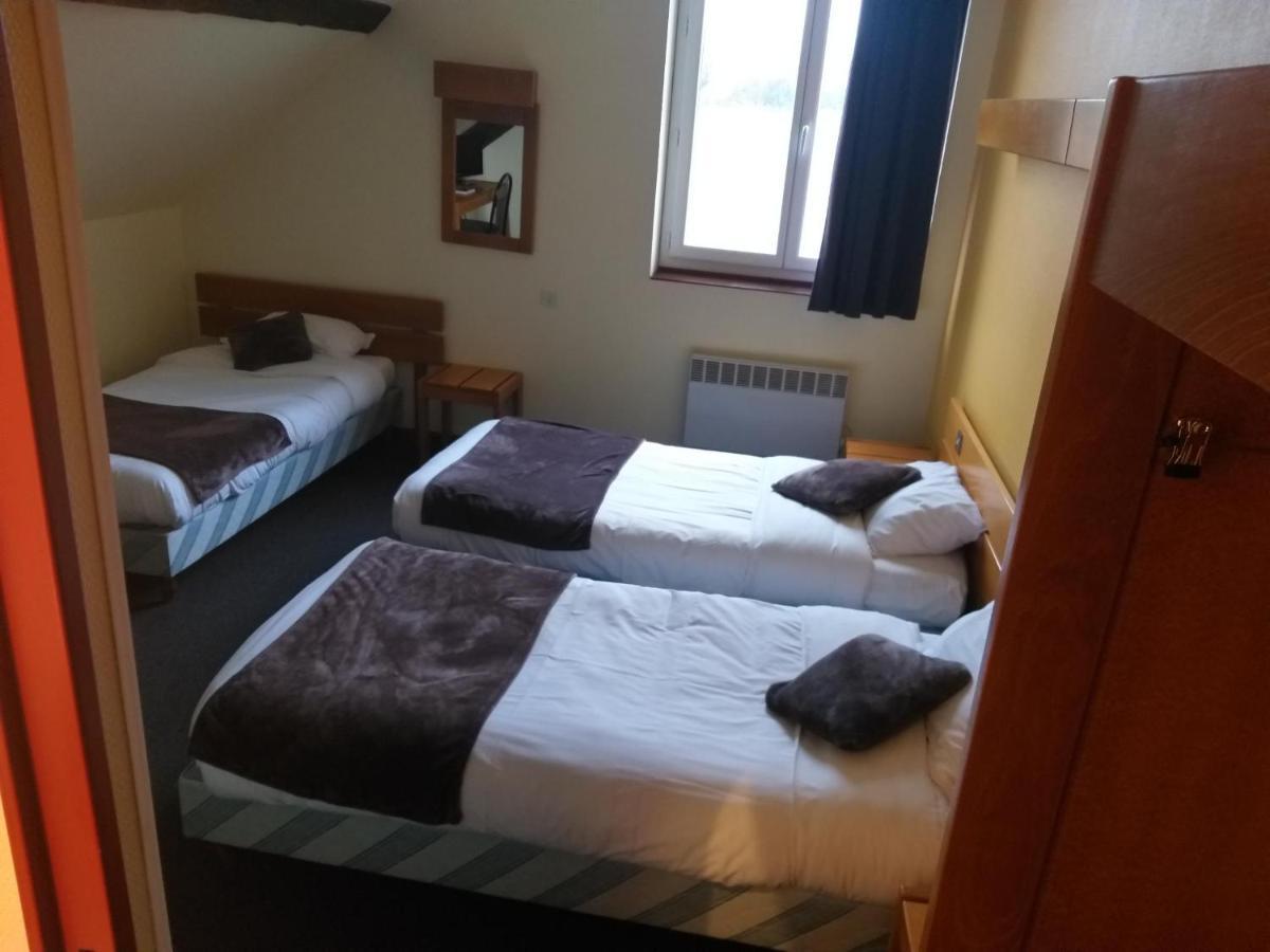 Logis Hotel - Les Paturelles Avesnelles Екстериор снимка